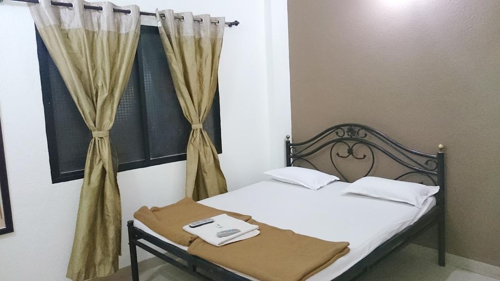 Hotel Preetam Aurangabad Ngoại thất bức ảnh