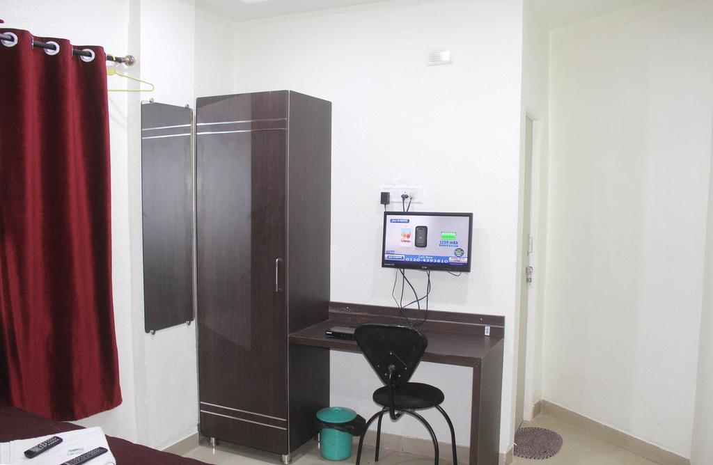 Hotel Preetam Aurangabad Ngoại thất bức ảnh