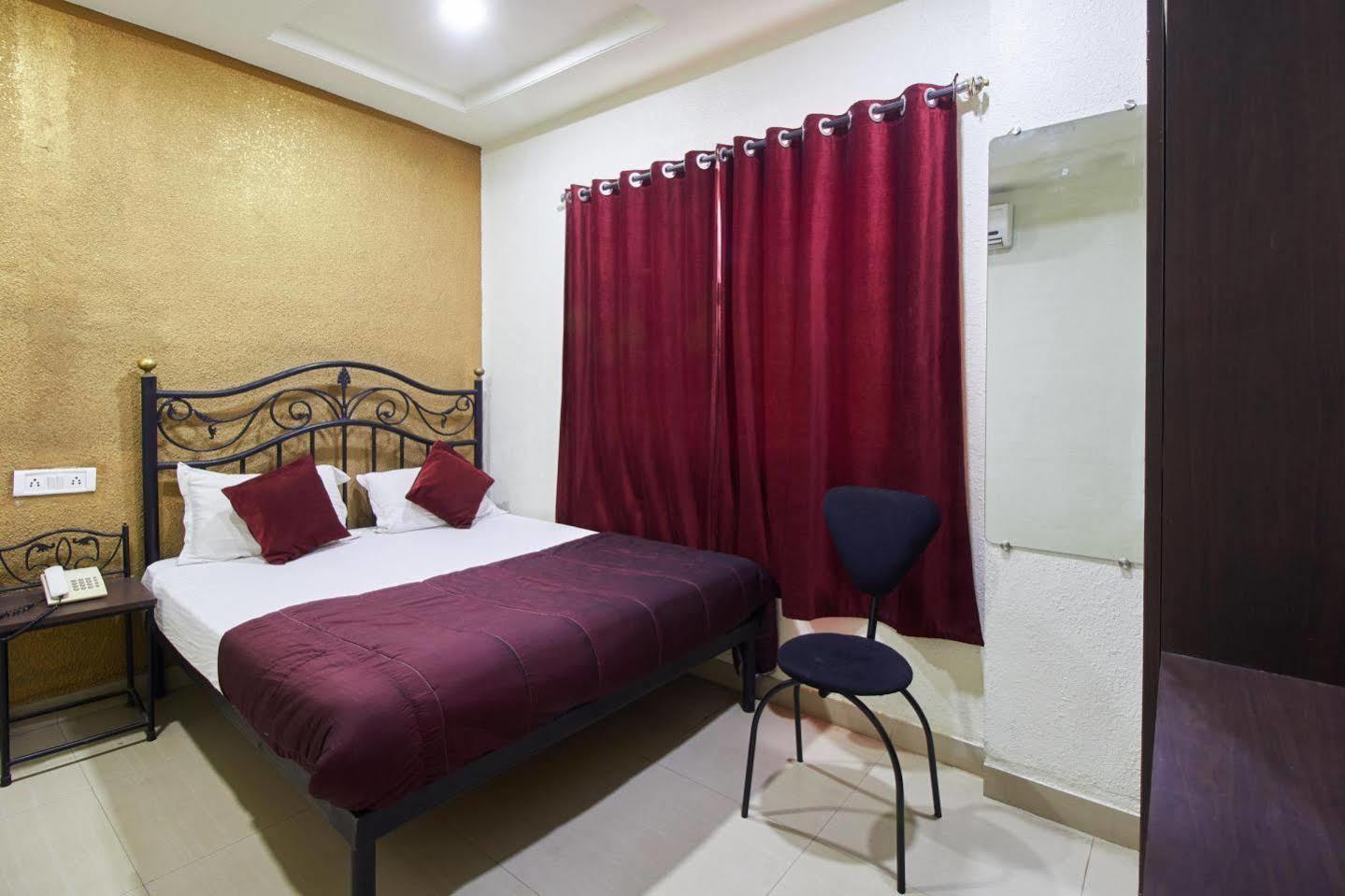 Hotel Preetam Aurangabad Ngoại thất bức ảnh