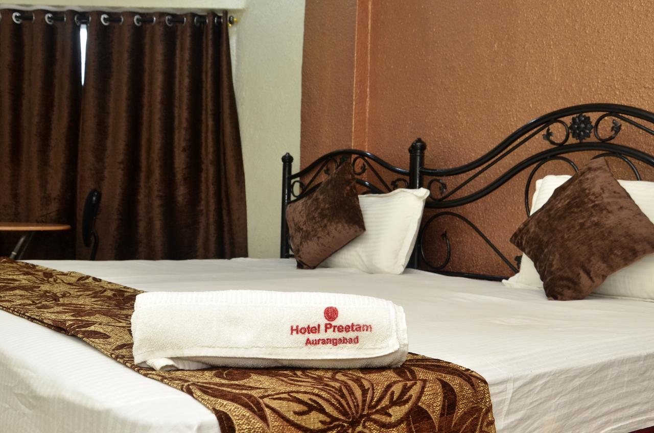 Hotel Preetam Aurangabad Ngoại thất bức ảnh